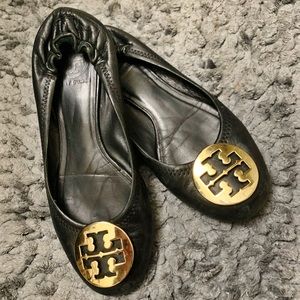 Tory burch classic black ballet flats